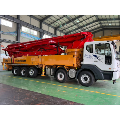 Автобетононасос EVERDIGM 60CS-6 (2013 г.) на шасси DAEWOO NOVUS CR7D8 8x4 (+ ось)